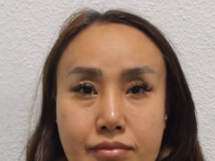 Uma quadrilha criminosa que traficou dezenas de mulheres tailandesas para a Grã-Bretanha e as forçou à prostituição foi condenada a um total de 23 anos de prisão.