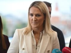 Enquanto Helen McEntee evita perguntas sobre o encobrimento do escândalo pelos denunciantes da Garda, os seus colegas do Gabinete realmente pensam que o que dizem vai acontecer… e por que Jim O’Callaghan tem que vigiá-la.