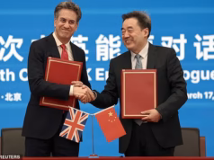 Os espiões temem que Ed Miliband fique vulnerável à China porque precisamos da sua tecnologia verde para atingir as suas metas líquidas zero