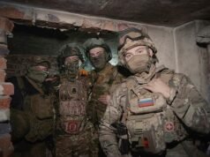 Os relatórios mostram que os soldados russos estão a violar e a torturar civis na Ucrânia.