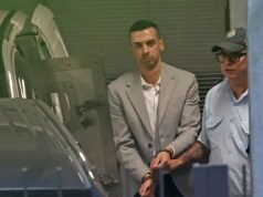 Beau Lamarre-Condon é vista em público pela primeira vez desde as acusações de duplo homicídio – já que ela é acusada de fingir câncer e se passar por motorista de Uber na suposta trama de duplo homicídio.