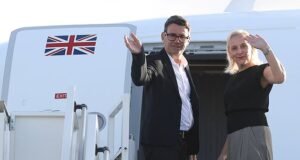 Jatos britânicos ajudarão a proteger a infraestrutura petrolífera da Arábia Saudita contra ataques de mísseis, revela Andy Burnham