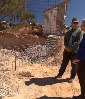111389159-16149899-Josie_shows_a_7NEWS_Adelaide_reporter_where_Gus_was_last_seen_by-a-5_179004703834.avif