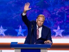 Candidato ao Senado apoiado por Trump pede o fim da guerra com o Irã em meio a uma disputa tensa com o democrata de Michigan El-Sayed
