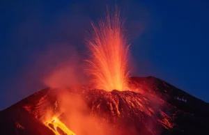 A erupção do Monte Etna durou várias semanas. Outro incidente aconteceu em poucas horas
