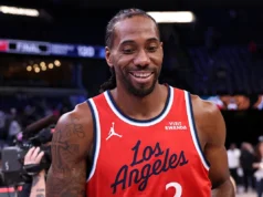 Kawhi Leonard supostamente assinará extensão de 2 anos e US$ 115 milhões com o Raptors