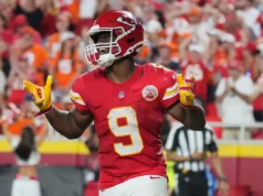 A última vitória de Kenneth Walker no TD in Chiefs sobre o Broncos empata o recorde da NFL de mais pontos na Semana 1