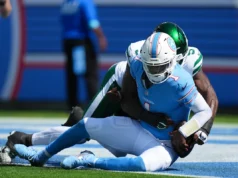 NFL Panic Meter: Cam Ward teve um desempenho desastroso no início de sua segunda temporada