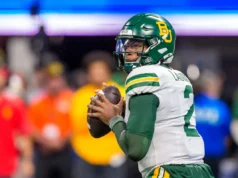Baylor QB DJ Lagway é supostamente questionável contra Louisiana Tech, pode perder o segundo jogo consecutivo devido a uma lesão no tornozelo