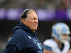 Bill Belichick fez os primeiros comentários desde que várias acusações contra o time de futebol da UNC se tornaram públicas