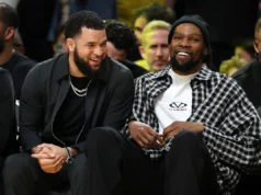 Fred VanVleet, do Rockets, pronto para o campo de treinamento; Kevin Durant não quer reduzir minutos na 20ª temporada