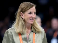 A comissária da WNBA Cathy Engelbert se aposentará após a temporada de 2026