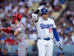 Shohei Ohtani está de fora novamente dos Dodgers depois de retornar de uma ausência de 4 jogos em meio a uma lesão persistente e difícil.