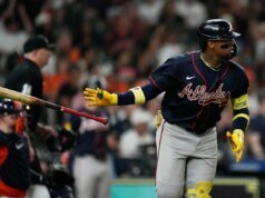 Braves abre passagem para os playoffs com Harris, Acuna e Olson lançando home run de 2 corridas na vitória por 6-2 sobre o Astros