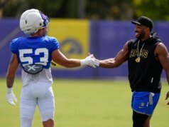 Myles Garrett está abraçando as expectativas do Super Bowl que vêm com uma lista repleta de Rams repletos de estrelas