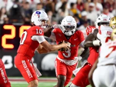 Quem será o quarterback titular do futebol Rutgers contra o USC?