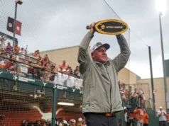 O softball do Texas não enfrentará o rival Oklahoma, Texas A&M na temporada regular de 2027