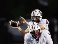 Round Rock QB Dov Stickler eleito jogador de futebol americano da semana na Central Texas High School