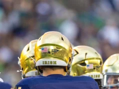 Notre Dame tem oito jogadores eliminados, um questionável contra Wisconsin