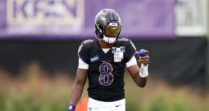 Os 10 jogadores mais importantes dos Ravens que retornarão aos playoffs em 2026