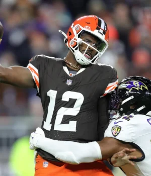 https3A2F2Fmedia.zenfs_.com2Fen2Fbaltimore_ravens_wire_usa_today_sports_articles_5322Fe8fe1ef95.webp