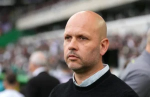 O técnico do Racing admite que o Barcelona “nos separou” após uma derrota brutal por 7-2: ‘Eles queriam nos esmagar’