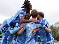 Truro City permanece na FA Cup após empate tardio