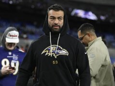 O linebacker agente livre Kyle Van Noy assinou com o Minnesota Vikings