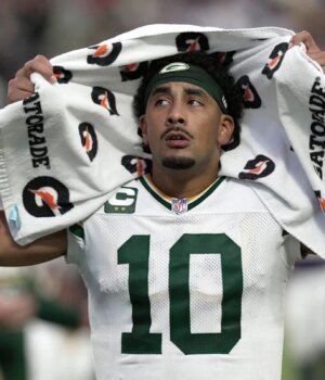 https3A2F2Fmedia.zenfs_.com2Fen2Fbringmethesports_1212F865f58448d2b0d8de12495fe836d50e9.jpg