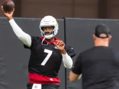 Notícias dos Cardinals: Jacoby Brissett se pergunta hilariamente se está sendo espionado
