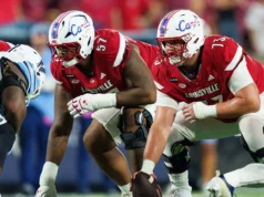 Notícias de futebol de Louisville: Cardinals resistem à tendência de estreia em 2026 contra SMU