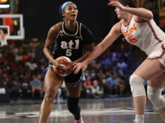 Dream News: Angel Reese faz história pessoal no primeiro jogo de volta do hiato da FIBA