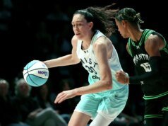 As semifinais dos playoffs de 2026 esgotam e retornam a Nova York na próxima temporada invicto