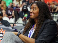 Morgan Tuck, ex-aluno da UConn, se mudará para o Connecticut Suns como gerente geral de Houston
