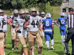 Woodland respondeu aos que duvidavam da offseason ao derrotar GNH na estreia do técnico de futebol Jeremy Clark