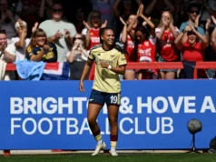 Lisa Baum brilha na estreia no Arsenal após transferência recorde