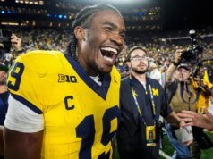 Bryce Underwood avalia o futebol americano de Michigan contra Western Michigan