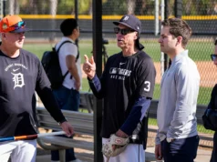 Jeff Greenberg, dos Tigers, retirou-se da corrida para se tornar o próximo GM dos Red Wings