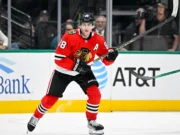 O jogador do Red Wings acha que Kane fica bem com o suéter dos Blackhawks