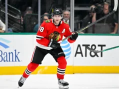 O jogador do Red Wings acha que Kane fica bem com o suéter dos Blackhawks