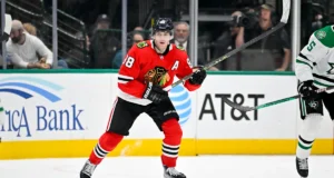 O jogador do Red Wings acha que Kane fica bem com o suéter dos Blackhawks