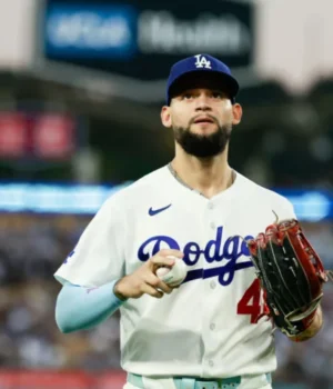 https3A2F2Fmedia.zenfs_.com2Fen2Fdodgers_nation_articles_3372F2fd8cc5f3cda0a9bfc8dc1c03fd8782b.webp