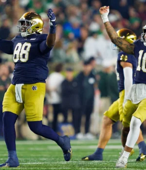 https3A2F2Fmedia.zenfs_.com2Fen2Ffighting_irish_wire_usa_today_articles_2812Ff17429706c04c8acb9.webp