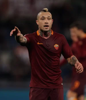 https3A2F2Fmedia.zenfs_.com2Fen2Ffootball_italia_articles_1322Fd84a5dc37f691d13e8620e068ef67998.webp