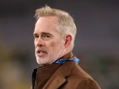 A ESPN supostamente quer ligar para o beisebol se Joe Buck ganhar os direitos da World Series