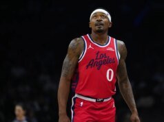 O número 3 de Chris Paul vai para o Bradley Bills, mas seu legado permanece