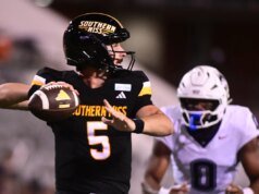 Southern Miss football QB Ethan Hampton machucou novamente a mão na derrota para UConn