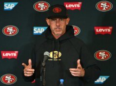 ‘Futuro’ – Kyle Shanahan admite confusão enquanto 49ers enfrentam grande confusão de fuso horário