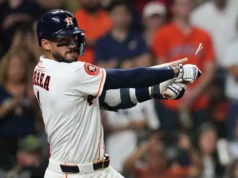 Carlos Correa, do Astros, praticou rebatidas ao vivo pela primeira vez na reabilitação desde uma cirurgia no tornozelo