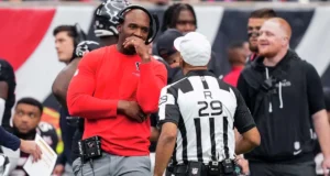 DeMeco Ryans defende a chamada de quarta descida do Houston Texans contra o Bengals. Ele explica o que deu errado